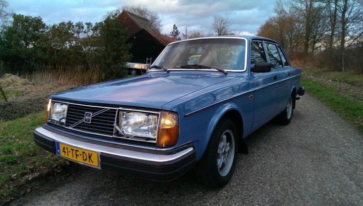 Volvo 244 2.1 GL AUT 1979 Blauw