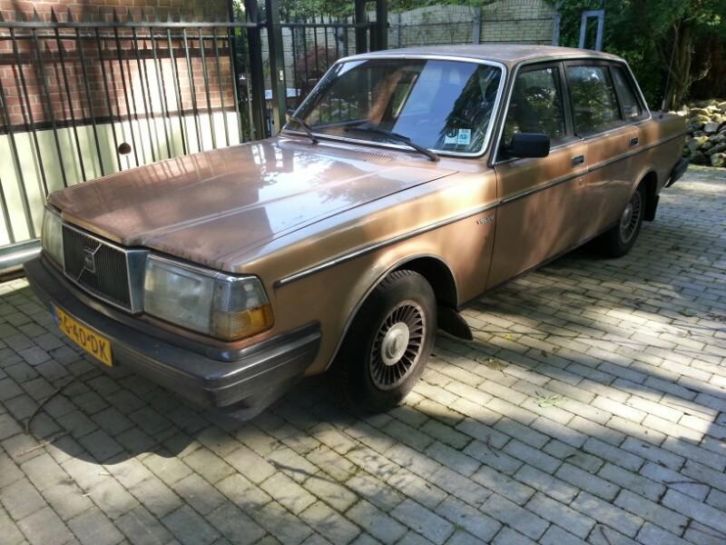 Volvo 264 2.8 DL 1981 Bruin