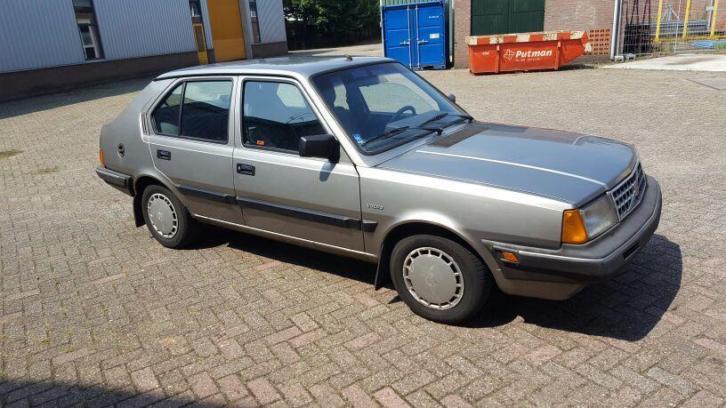 Volvo 340 1.4 GL AUT K9 1990 Grijs