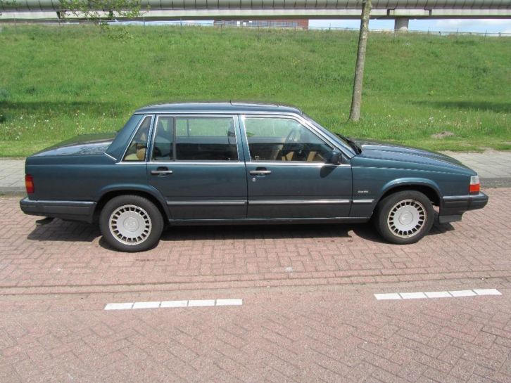 Volvo 760 2.3 Turbo Interc Aut 1989 Blauw (Diplomaten)