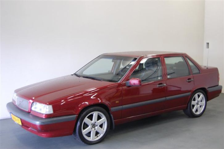 Volvo 850V70 WWW.BIJTELLINGOLDTIMER.NL 35 VD DAGWAARDE