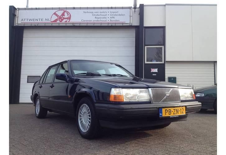 Volvo 940 GLE 2.3i 217DKM NAP Airco 