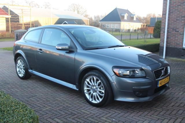 Volvo C30 1.8 Momentum  110.000KM  2e PAASDAG GEOPEND  R