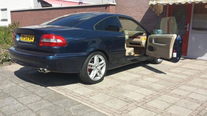 Volvo C70 2.3 T-5 250pk Blauw