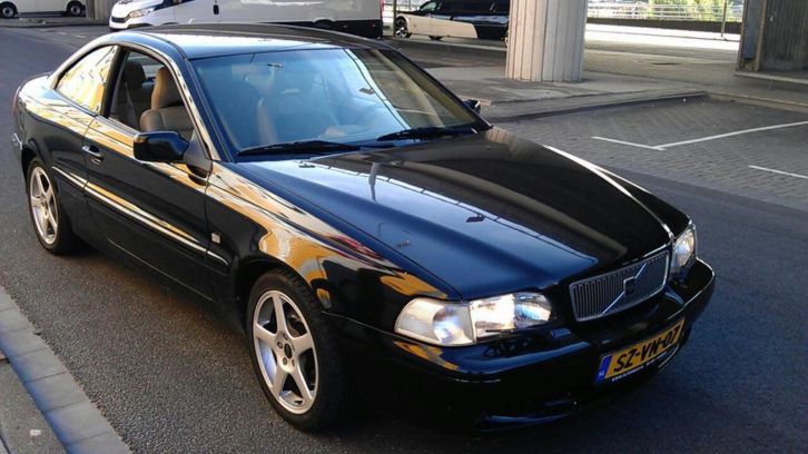 Volvo C70 2.3 T5 AUT 1998 Zwart 241pk Vol opties Apk