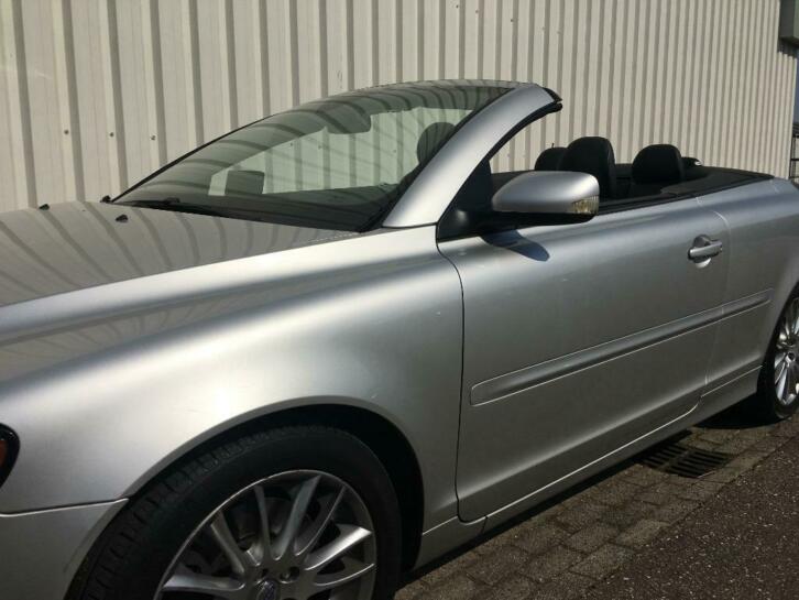 Volvo C70 2.4 D5 Geartronic 2007 Grijs