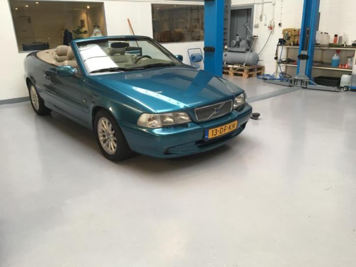 Volvo C70 Convertible 2.4 T Prestige