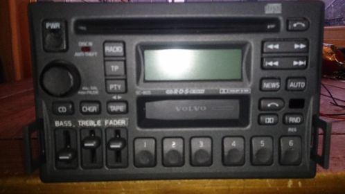 Volvo radio-cassette-cd speler type SC 805