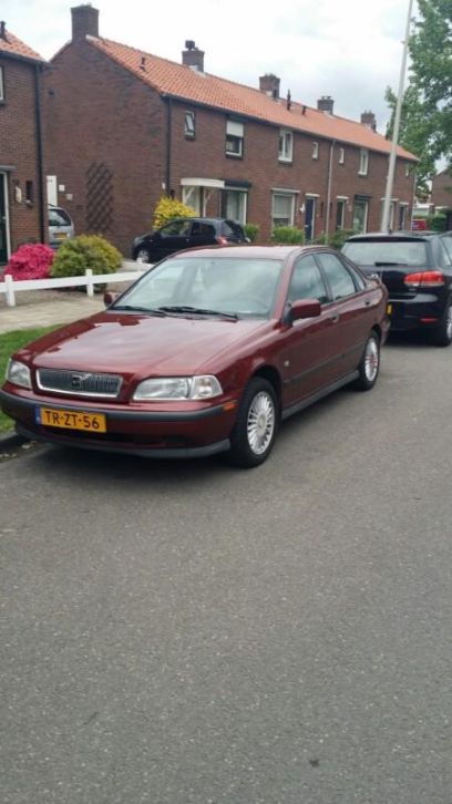 Volvo S40 1.8 1998 Rood