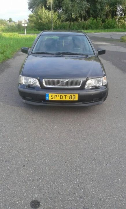 Volvo S40 1.9 T-4 1998 Zwart