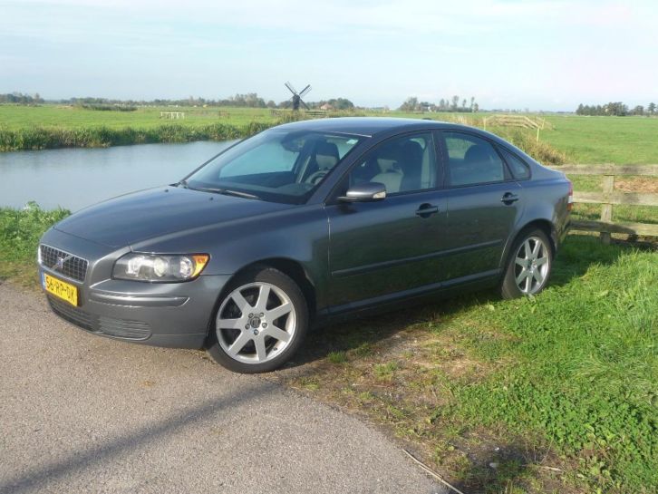 Volvo S40 2.0 D 2005 Grijs