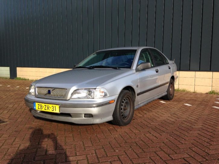 Volvo S40 2.0 T Automaat 1999 Grijs Airco