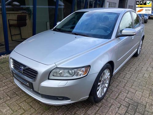 Volvo S40 2.4 Momentum Automaat NL AUTO  LEER  YOUNGTIMER