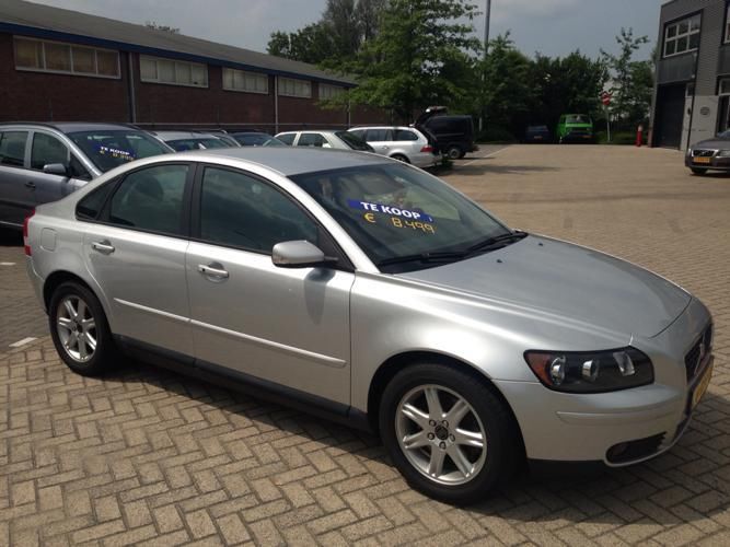 Volvo S40 2.4 Momentum Leer, Keyless, Airco prijs verlaagd