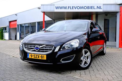 Volvo S60 1.6 D2 Summum XenonPanoLeder