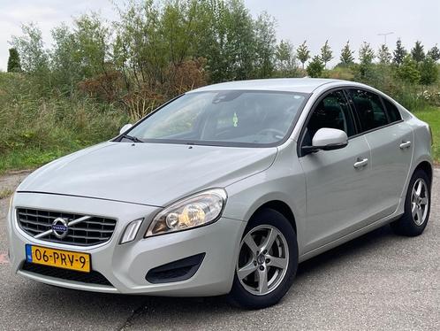 Volvo S60 1.6 T3 Kinetic  Navi  Parkeersensor 