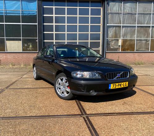 Volvo S60 2.0 T 2004 Zwart, DEALER ONDERHOUDEN