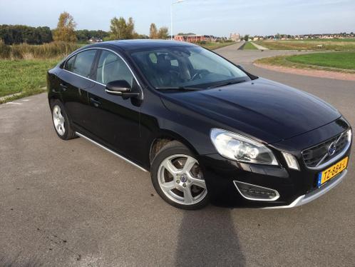 Volvo S60 2.0 T AUT 2010 Zwart