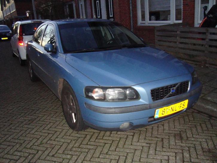 Volvo S60 2.4 140PK 2003 Blauw