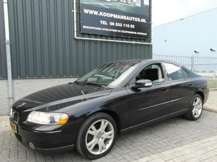 Volvo S60 2.4 D5 Drivers Edition automaat (bj 2006)