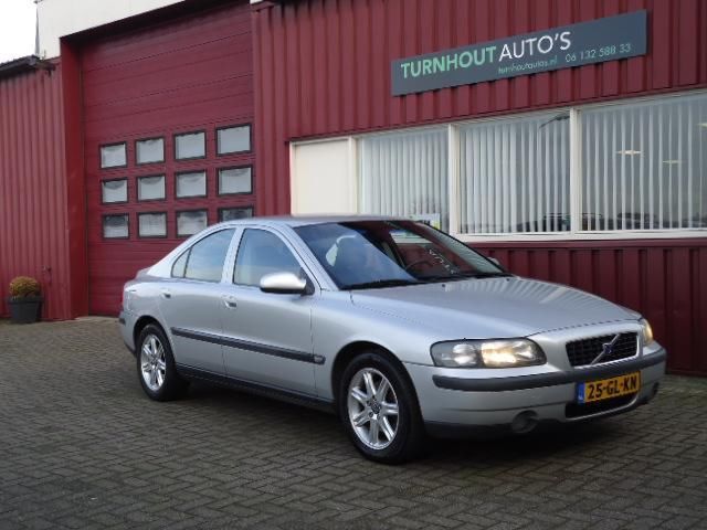 Volvo S60 2.4 Edition AutClimaLeerCruise