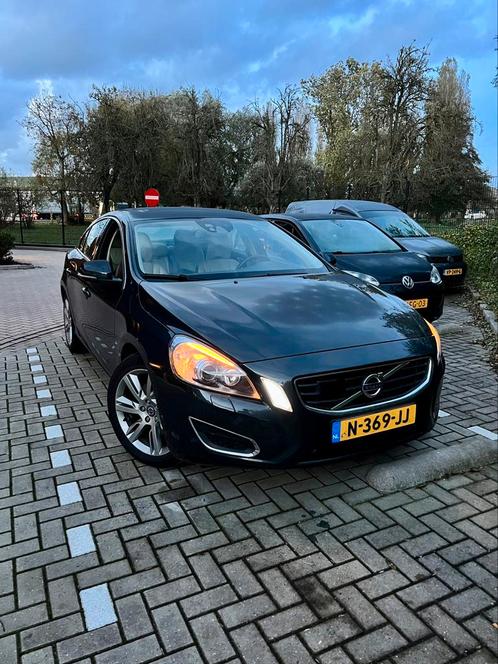 Volvo S60 3.0 T6 AWD Geartronic 2011 Grijs