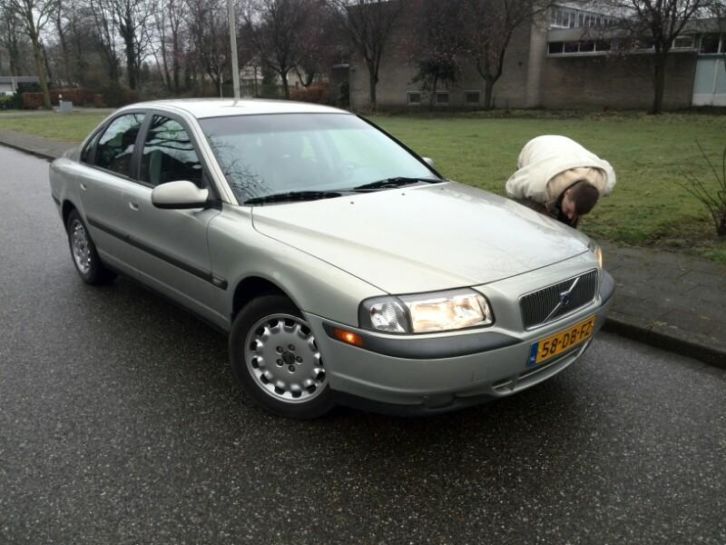 Volvo S80 2.4 170PK 1999 Grijs