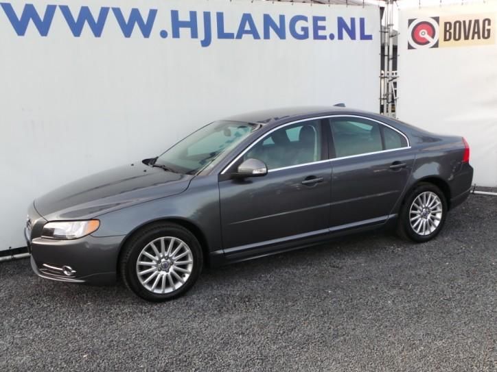 Volvo S80 2.4 D5 AUTOMAAT 185 PK MOMENTUM (bj 2006)