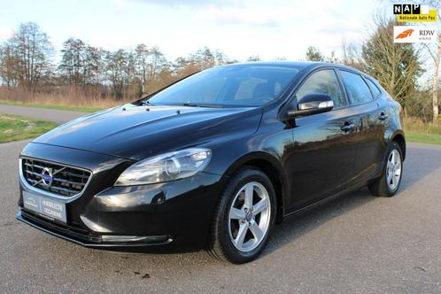 Volvo V40 1.5 T2 Momentum CRUISE CONTROLE NAVIGATIE XENON