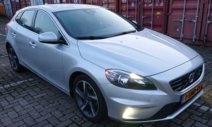 Volvo V40 1.6 D2 R-design 2013 Grijs