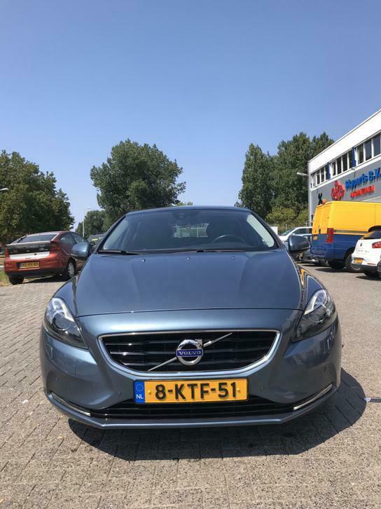 Volvo V40 1.6 D2 Summum Luxe PANORAMADAK, NAVI, LEER, CAMERA