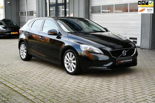 Volvo V40 1.6 D2 SummumXenonLederNaviParkassist