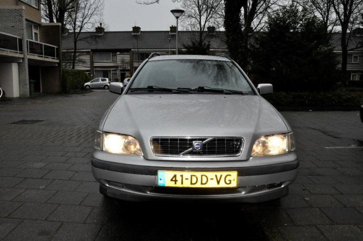 Volvo V40 1.8 1999 Airco Veel Opties