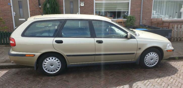 Volvo V40 1.8 2000 Beige