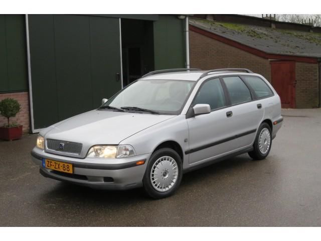 Volvo V40 1.8 Europa, LEER, Airco, Cruise control, Dakrails 