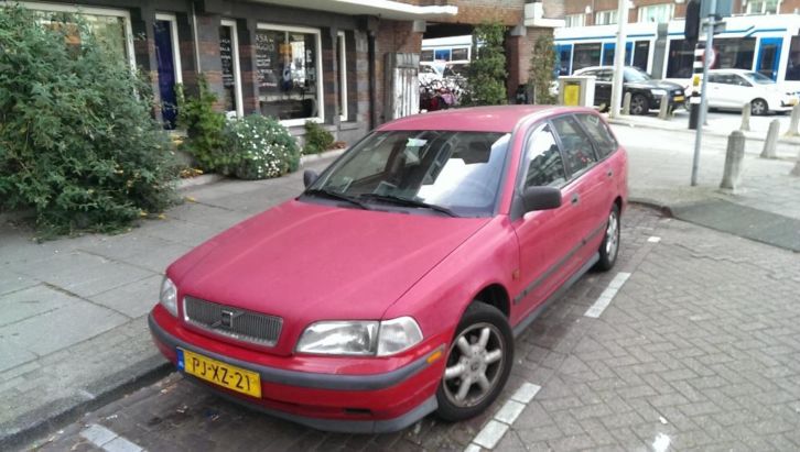 Volvo V40 1.8 I 16V 1996 Rood Onverwoestbaar