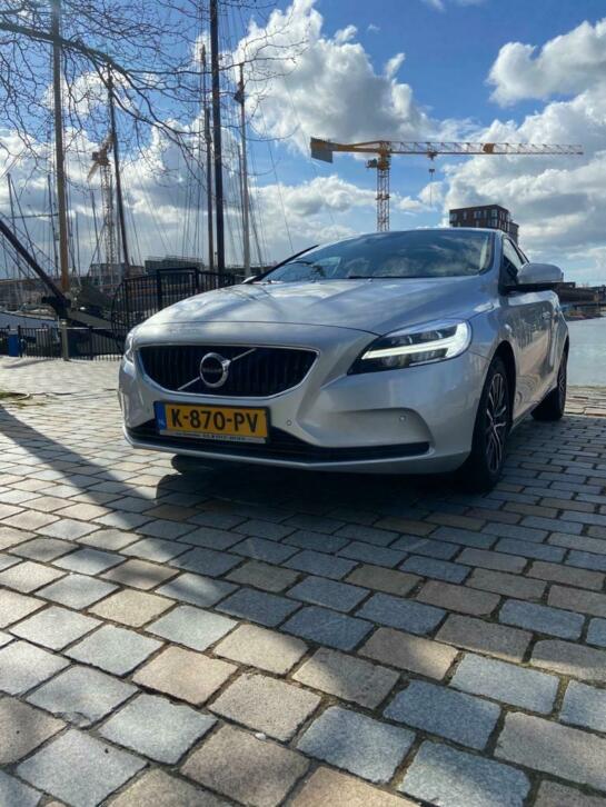 Volvo V40 2.0 D2 Geartronic 2017 Grijs automaat