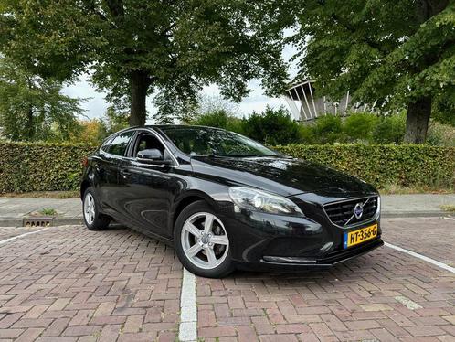 Volvo V40 2.0 D2 Summum Leder Pano Trekhaak Keyless Winterba