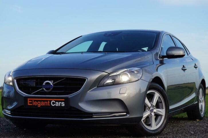 Volvo V40 2.0 D4 190 PK Summum  Adaptive cruise control  V