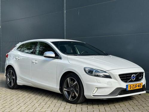 Volvo V40 2.0 D4 R-Design Business NAVICAMERATREKHAAKAIRC