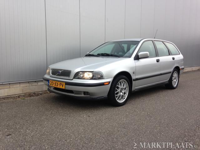 Volvo V40 2.0 T Dynamic 