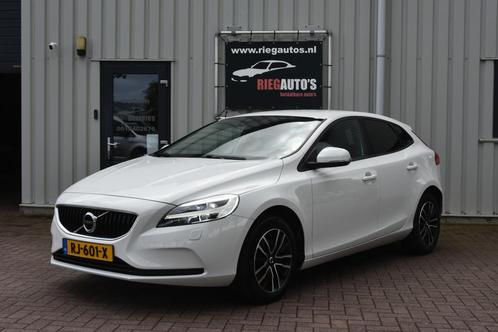 Volvo V40 2.0 T2 Nordic. BJ 9-12-2017 Dealer onderhouden