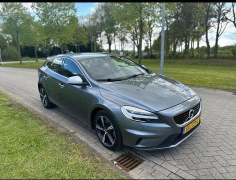 Volvo V40 2.0 T4 190PK 2018 Grijs