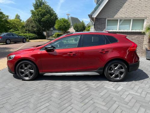 Volvo V40 CC D2 84KW (115PK) MOMENTUM 2014