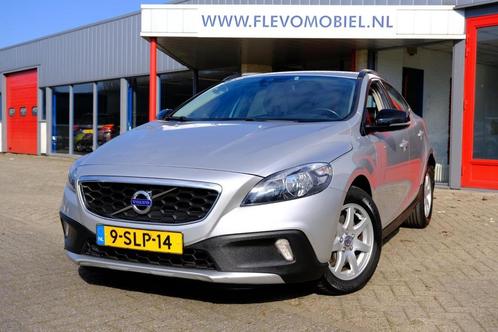 Volvo V40 Cross Country 2.0 D3 150pk Momentum NaviClimaLMV