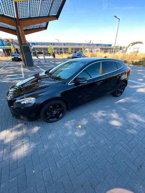 Volvo V40 D4 2.0 140KW230PK 2014 Zwart