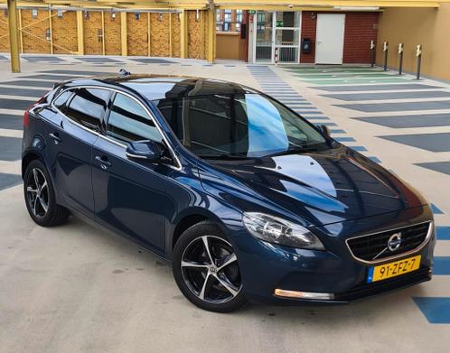 Volvo v40 r design. NIEUWE MOTOR 120 duizend gelopen