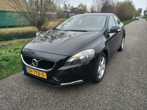 Volvo V40 T2 1.5 90KW122PK Aut-6 2018 Zwart