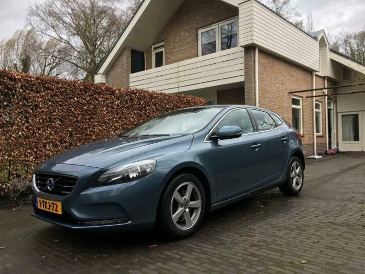 Volvo V40 T2 1.6 2014 Blauw