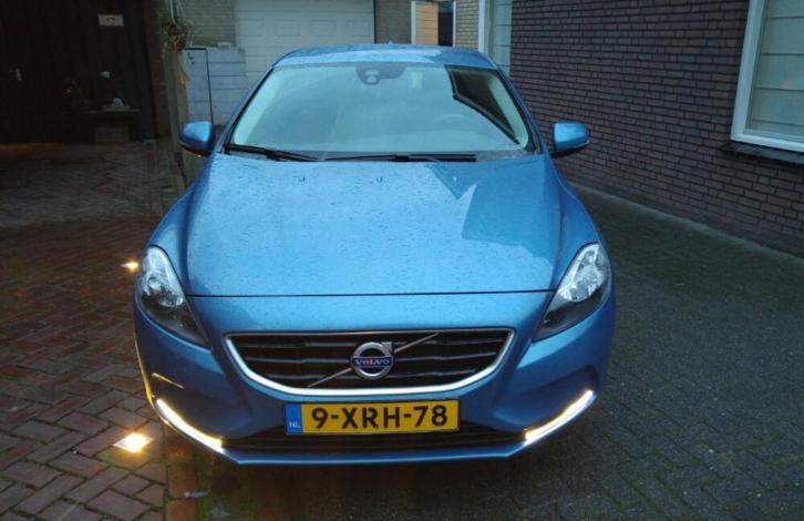 Volvo V40 T3 1.6 110 kw 2014 momentum clima navigatie